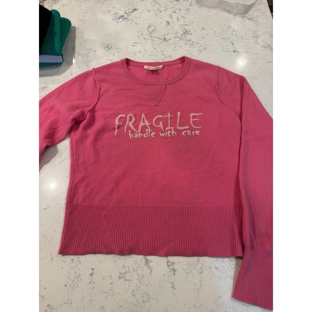 Alice + Olivia Pink Fragile Handle With Care 100% Cashmere Sweater Womens Medium